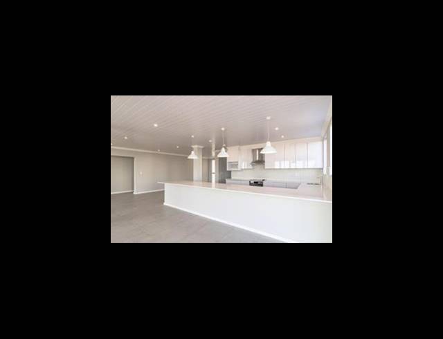 3 BEDROOM HOUSE FOR SALE IN PORT OWEN